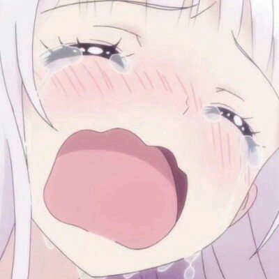 女子穿睡衣买12万黄金首饰店主报警